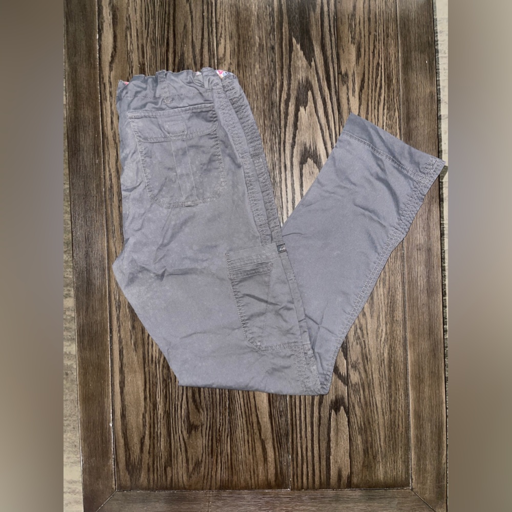 Scrub pants